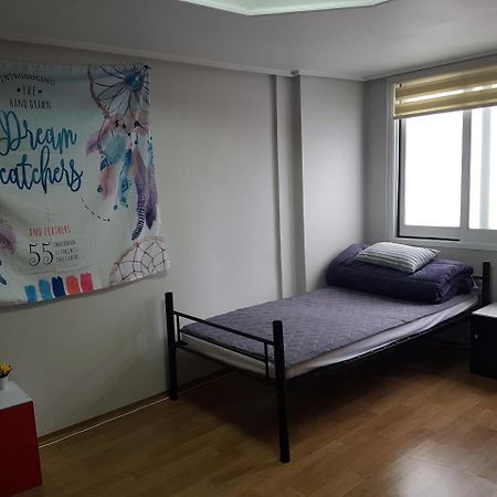 Silk Road Hostel Пусан Екстер'єр фото