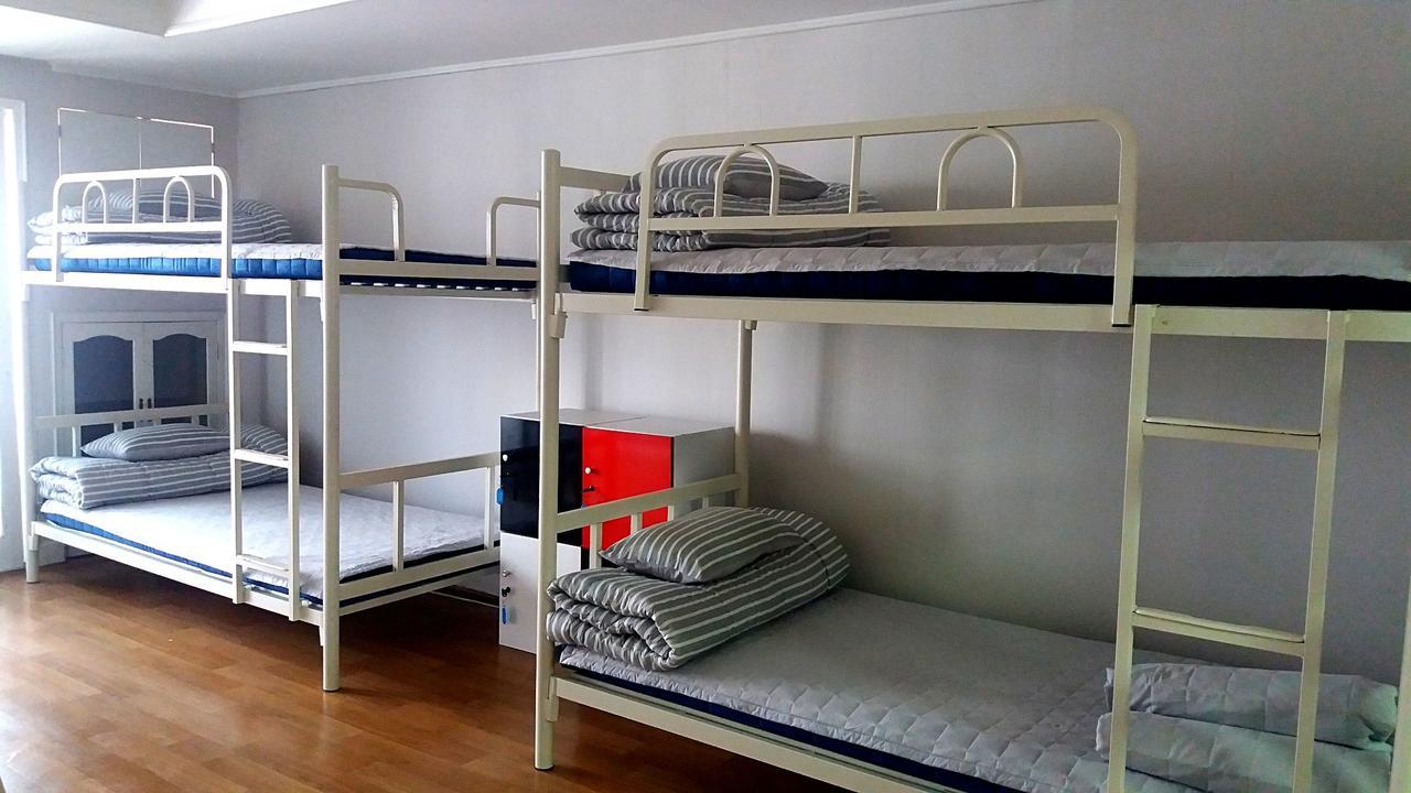 Silk Road Hostel Пусан Екстер'єр фото